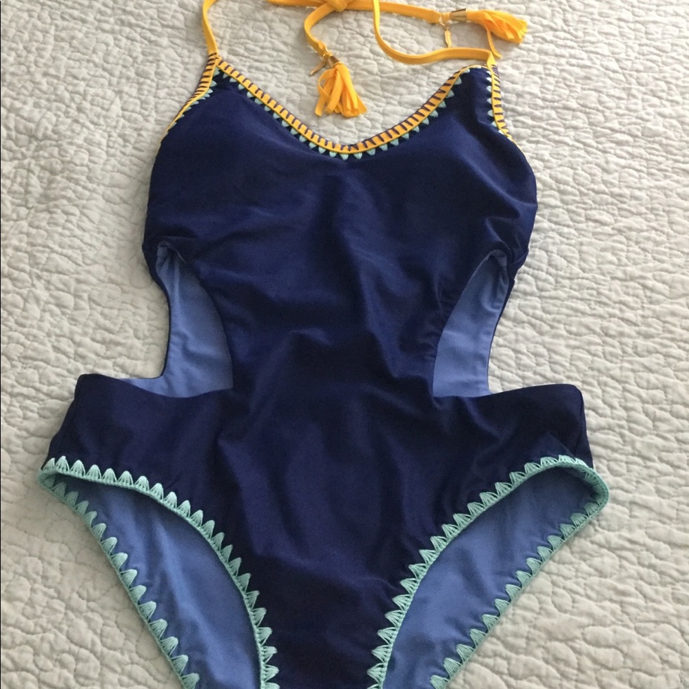 JESSSICA SIMPSON REVERSIBLE SWIMSUIT SO SO CUTE